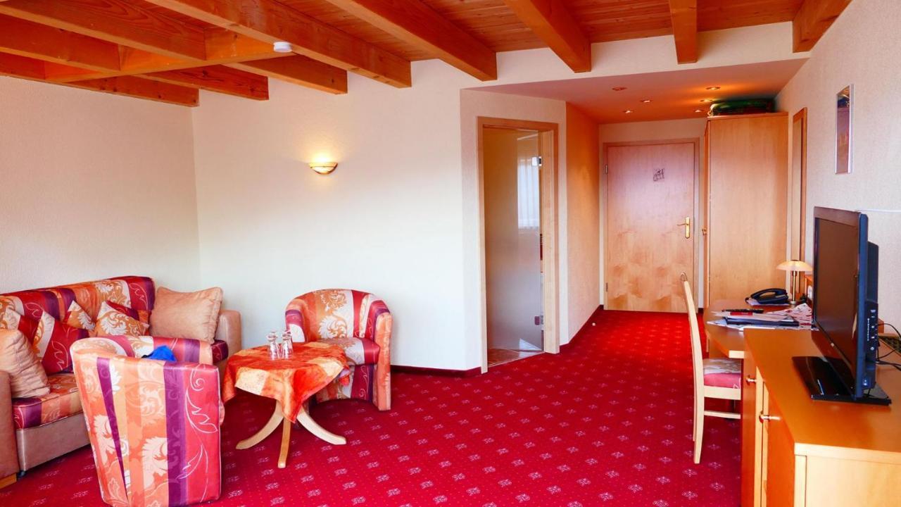 Oeko-Landhotel Basler Hof 劳特尔巴赫 外观 照片